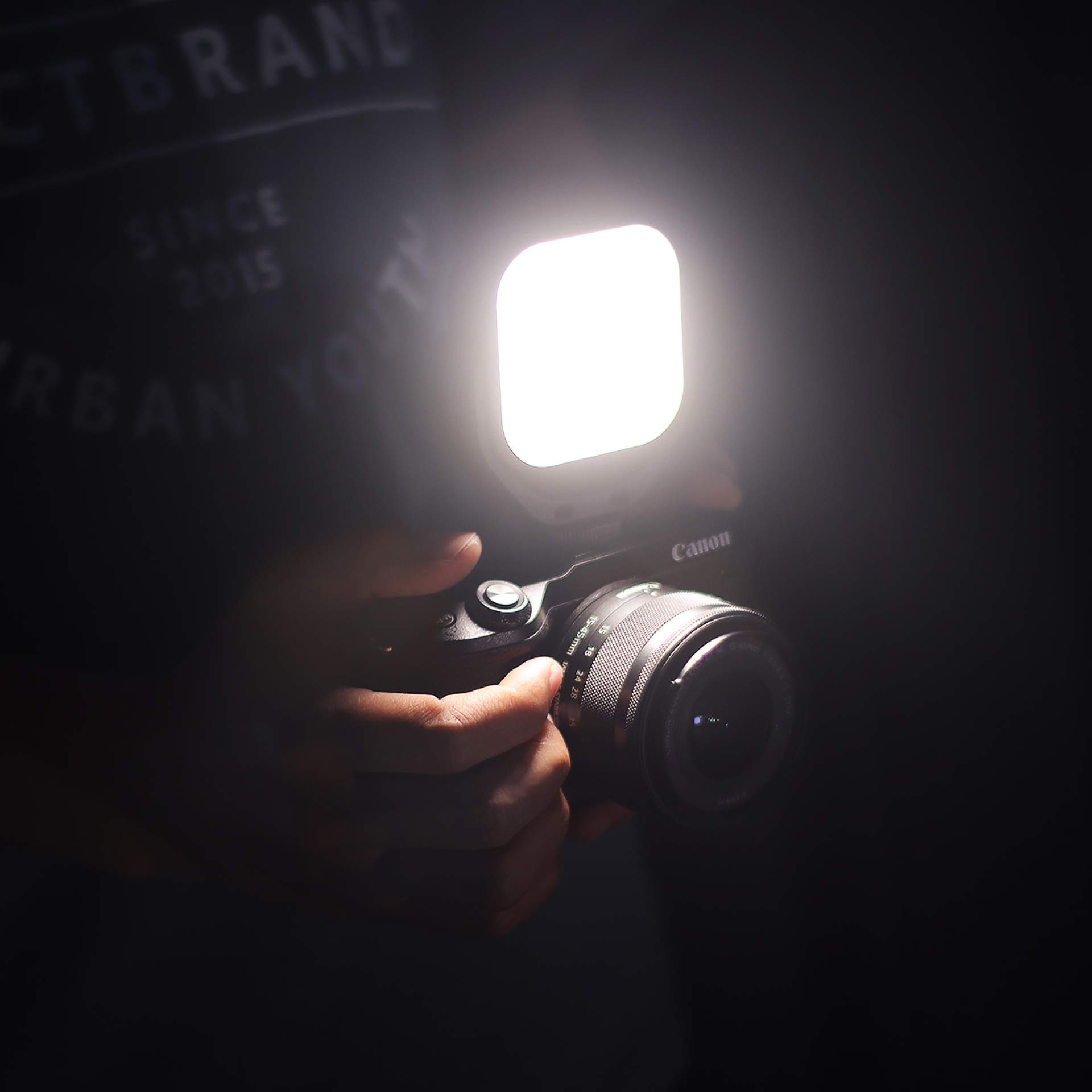 LED-ULANZI-VL66 32 Ulanzi VL66 ไฟ LED ติดหัวกล้อง ขนาดเล็กพกพาสะดวก หมุนได้ 360 องศา