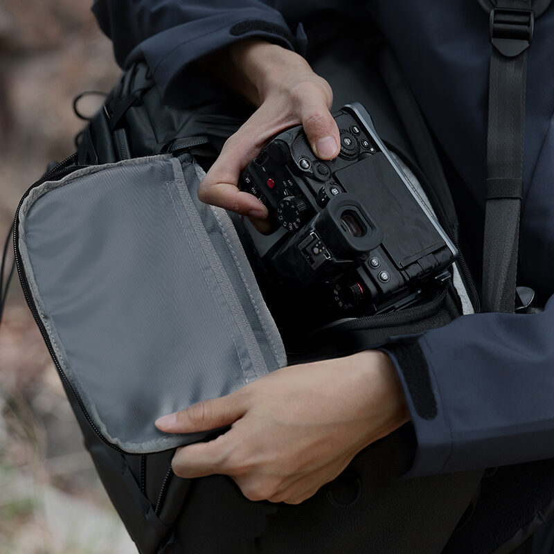 Ulanzi TAI Outdoor Camera Backpack AB01 กระเป๋ากล้อง กระเป๋าสะพาย - 21- Ulanzi tai outdoor camera backpack ab01 กระเป๋ากล้อง กระเป๋าสะพาย 21
