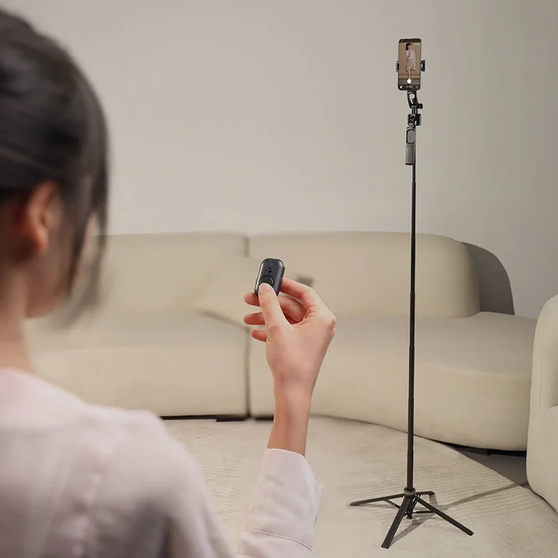 Ulanzi TT23 Auto-Tracking Selfie Stick Tripod _24 Ulanzi tt23 auto tracking selfie stick tripod 24