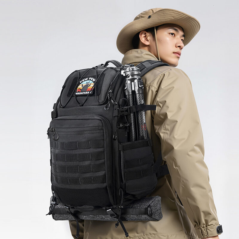 Ulanzi BC007 Tactical Camera Backpack 28L กระเป๋าเป้ กระเป๋ากล้อง แทคติคอล ความจุ 28 ลิตร สำหรับช่างภาพมืออาชีพ_1 Ulanzi bc007 tactical camera backpack 28l กระเป๋าเป้ กระเป๋ากล้อง แทคติคอล ความจุ 28 ลิตร สำหรับช่างภาพมืออาชีพ 1