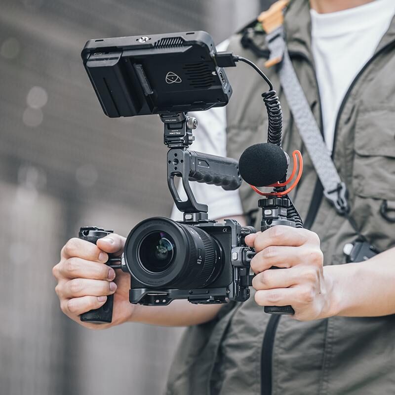 FALCAM F22&F38 Quick Release Camera Cage for Sony A6700 เคสกล้อง Sony A6700 ระบบ Quick Release (2) Falcam f22&f38 quick release camera cage for sony a6700 เคสกล้อง sony a6700 ระบบ quick release (2)