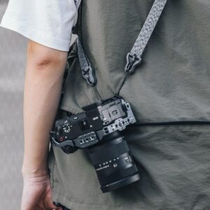 FALCAM F22&F38 Quick Release Camera Cage for Sony A6700 เคสกล้อง Sony A6700 ระบบ Quick Release (6) Falcam f22&f38 quick release camera cage for sony a6700 เคสกล้อง sony a6700 ระบบ quick release (6)