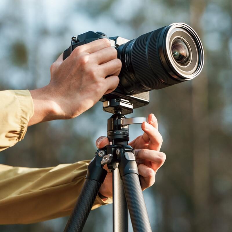 FALCAM TreeRoot C141K-301 Quick Lock Lite Tripod - ขาตั้งกล้องคาร์บอนไฟเบอร์ รองรับน้ำหนักสูงสุด 40kg (5) Falcam treeroot c141k 301 quick lock lite tripod ขาตั้งกล้องคาร์บอนไฟเบอร์ รองรับน้ำหนักสูงสุด 40kg (5)