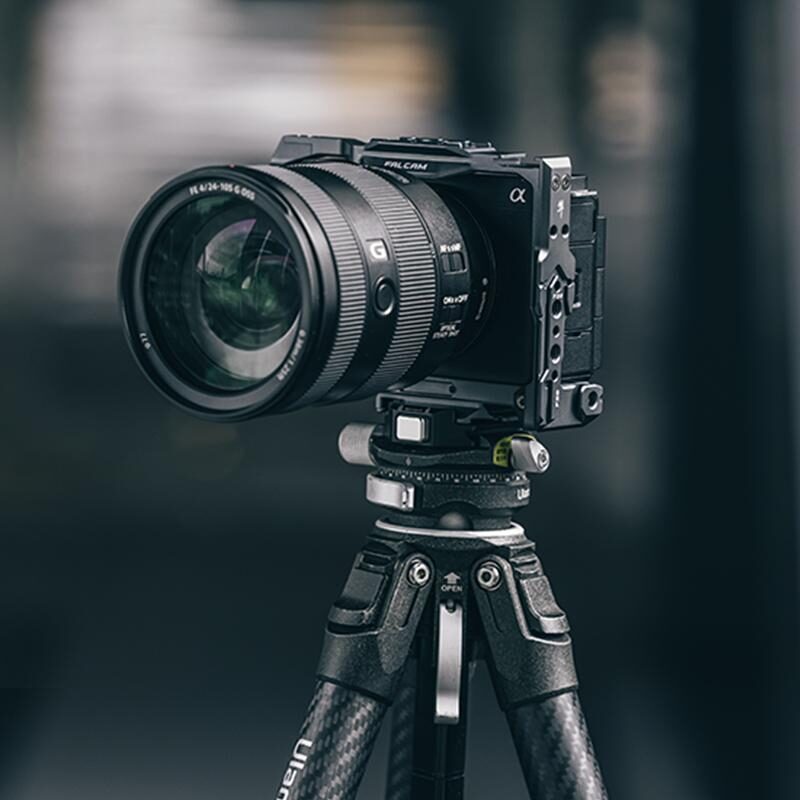 Falcam F22F38F50 Quick Release Camera Cage for Sony ZV-E1 - เคจกล้องระบบปลดเร็ว พร้อม Interface ครบครัน (1) Falcam f22f38f50 quick release camera cage for sony zv e1 เคจกล้องระบบปลดเร็ว พร้อม interface ครบครัน (1)