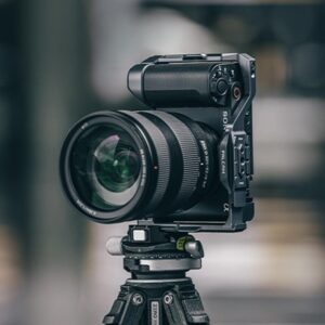 Falcam F22F38F50 Quick Release Camera Cage for Sony ZV-E1 - เคจกล้องระบบปลดเร็ว พร้อม Interface ครบครัน (3) Falcam f22f38f50 quick release camera cage for sony zv e1 เคจกล้องระบบปลดเร็ว พร้อม interface ครบครัน (3)