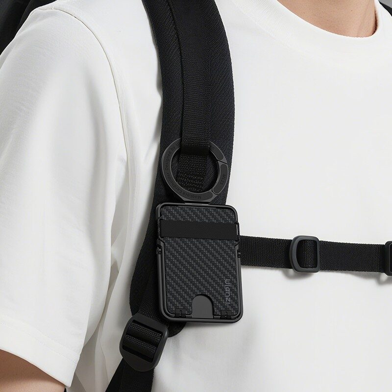 Ulanzi ML25 MagLock Cardholder - กระเป๋าบัตรแม่เหล็ก คาร์บอนไฟเบอร์ บาง 0.8cm พร้อมขาตั้ง กระเป๋าบัตร Magsafe 4 Ulanzi ml25 maglock cardholder กระเป๋าบัตรแม่เหล็ก คาร์บอนไฟเบอร์ บาง 0.8cm พร้อมขาตั้ง กระเป๋าบัตร magsafe 4