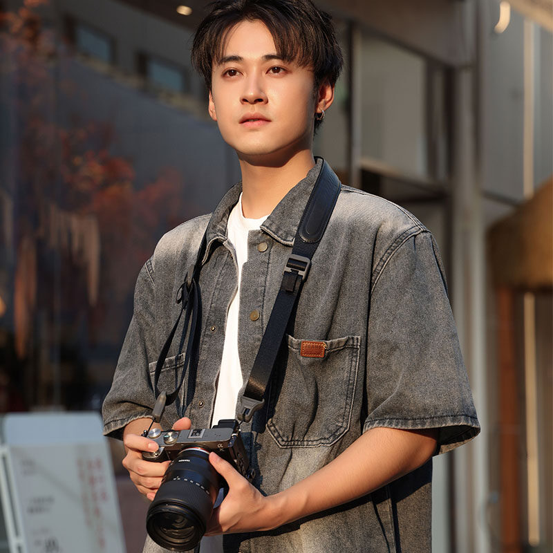 Ulanzi CSS1 U-Snap Camera Shoulder Strap - สายสะพายกล้องระบบ Quick Release รอง (7) Ulanzi css1 u snap camera shoulder strap สายสะพายกล้องระบบ quick release รอง (7)