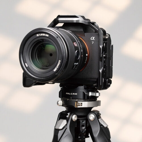 Falcam f22&f38&f50 quick release camera cage for sony a7r5 a1 a7m4 (2)