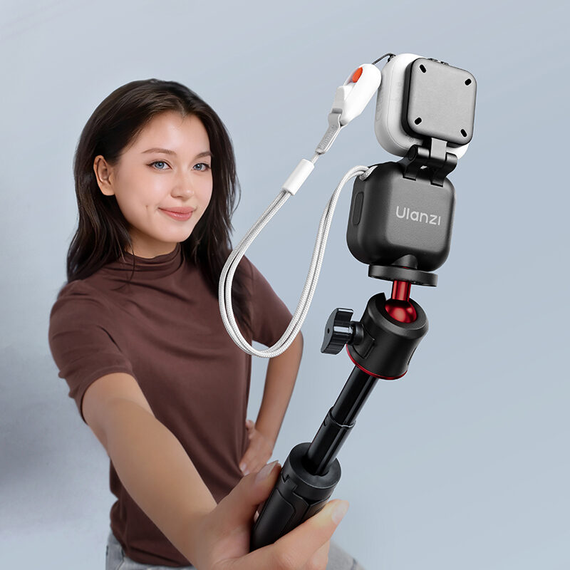 Ulanzi in07 magnetic fill light for insta360 go ultra mini ไฟเติมแสงแม่เหล็กขน (21)
